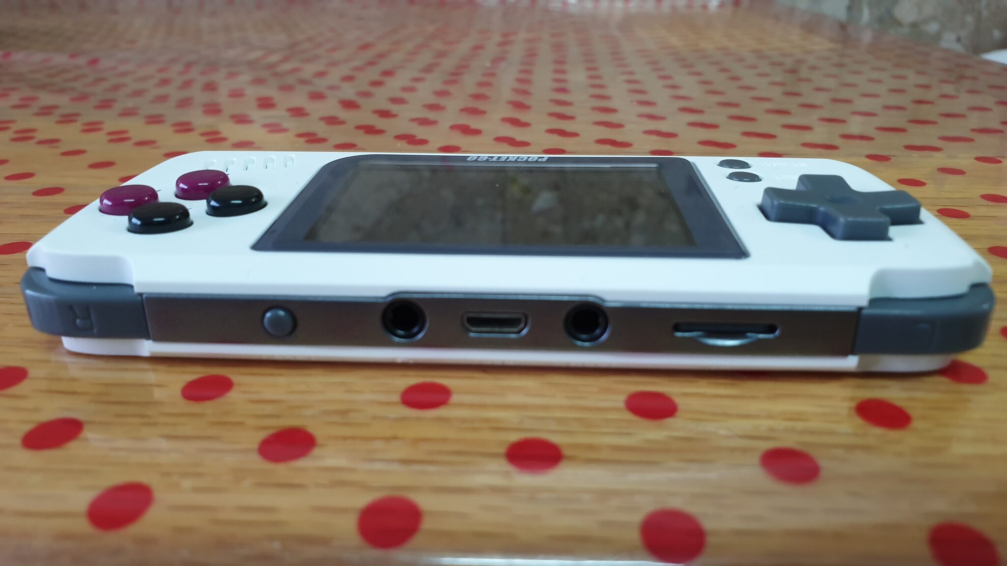 POCKETGO Handheld emulator techgurl