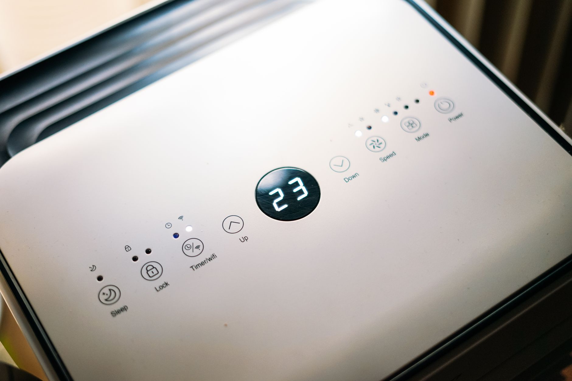 Upgrade Your Home Comfort: Best Smart Thermostats for 2026 2 A sleek smart thermostat on a wall, demonstrating the best smart thermostats for 2026.