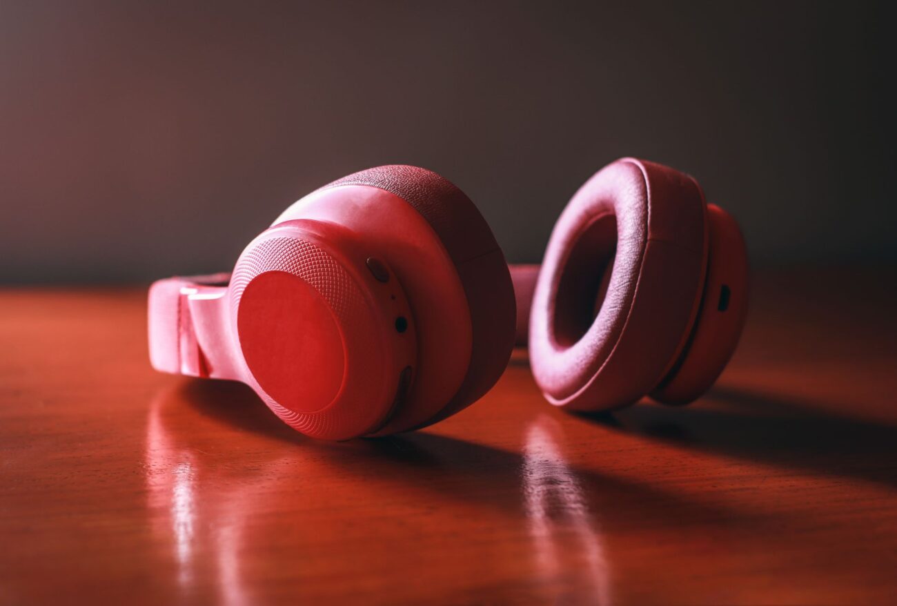 Best Noise-Cancelling Headphones Under $200 in 2026 1 A person enjoying music with noise-cancelling headphones under $200