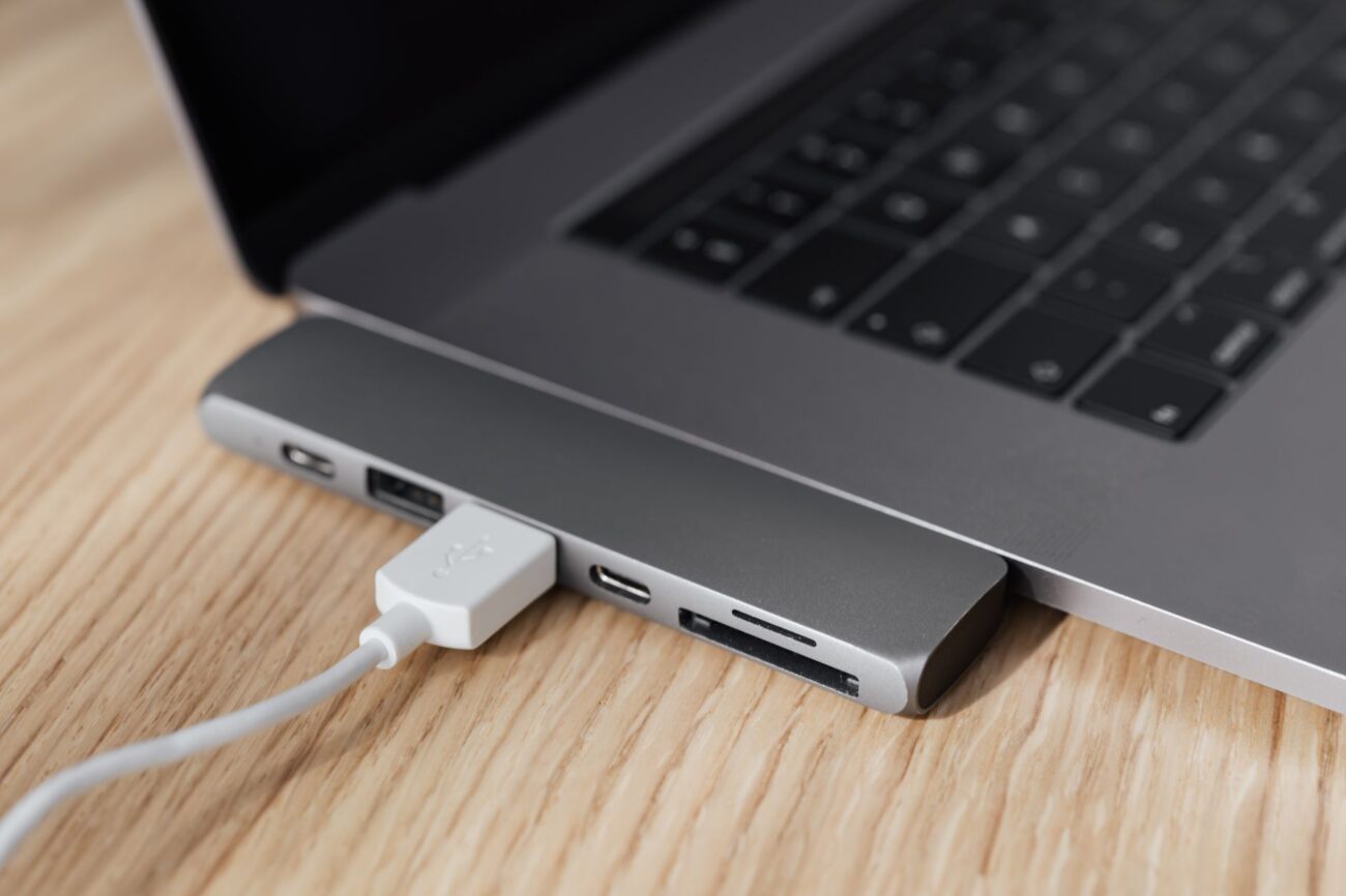 Power Up Your Productivity: Best USB-C Hubs for Laptops in 2026 1 A sleek laptop connected to a powerful usb-c hubs for laptops, enhancing productivity.