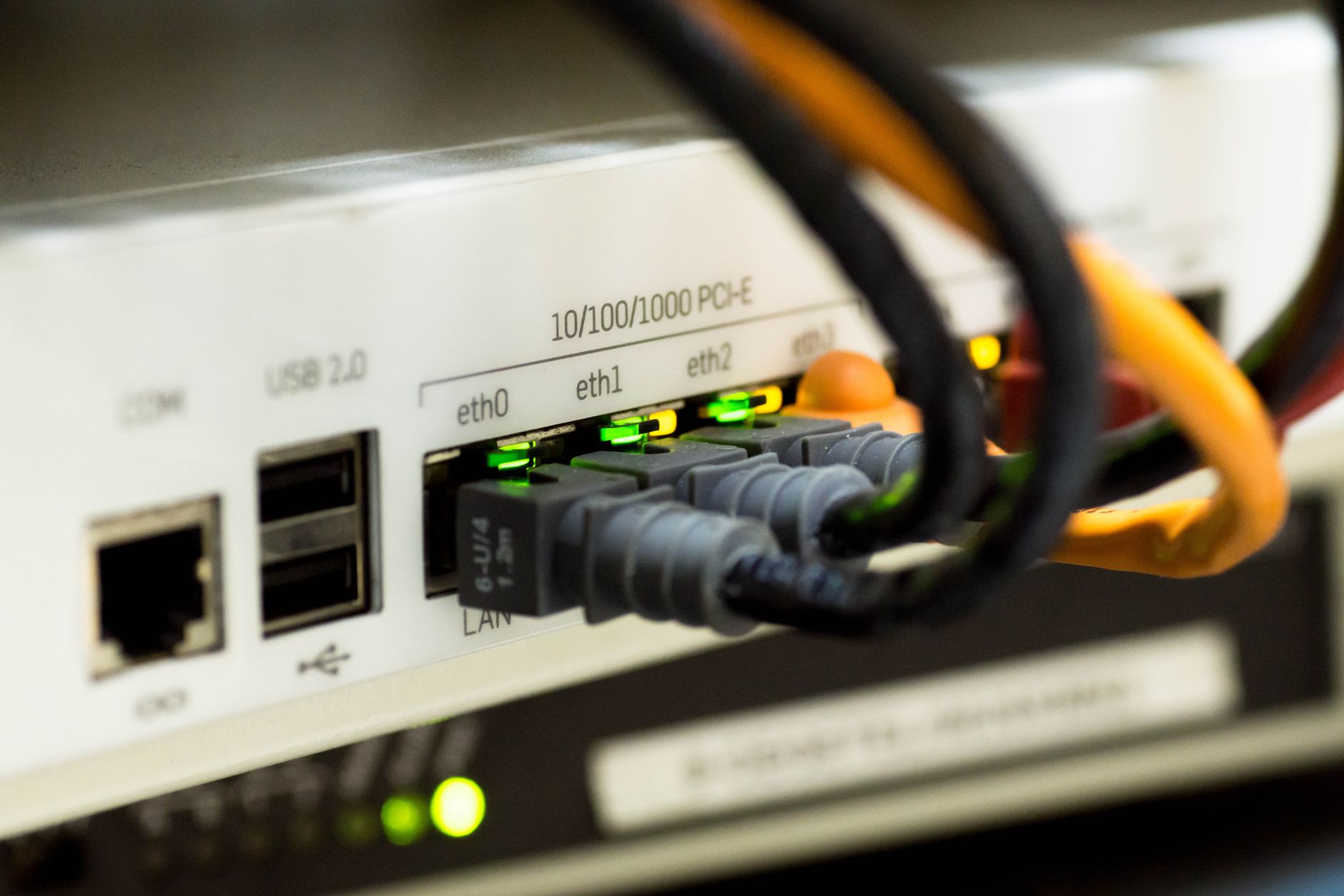 How to Fix a BT Smart Hub Dropping Out Constantly 3 Connecting ethernet network cables to a home broadband hub
