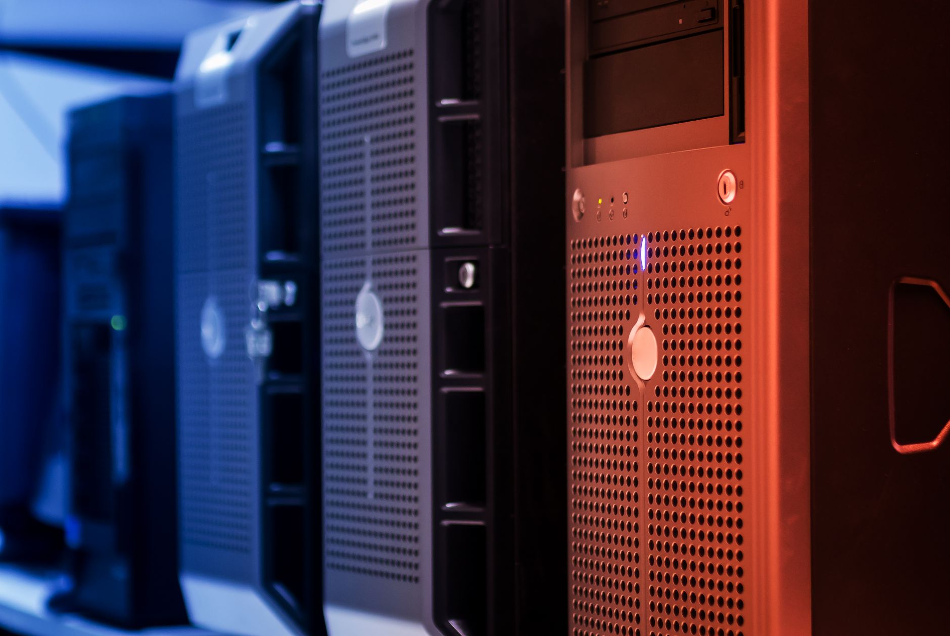 NAS vs. Server: Which Should You Buy for Your Home or Small Business? 3 Home server setup with multiple drives