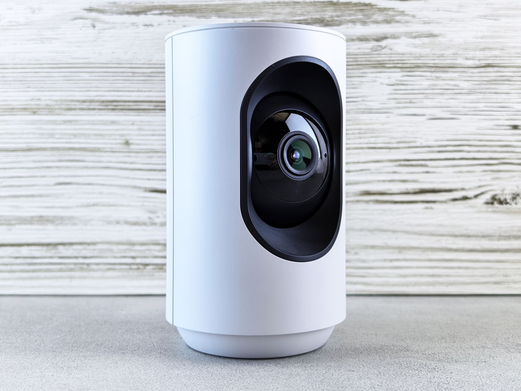 Ring Doorbell vs. Nest: Which Smart Video Doorbell Should You Buy? 3 modern smart doorbell camera installed on exterior wall