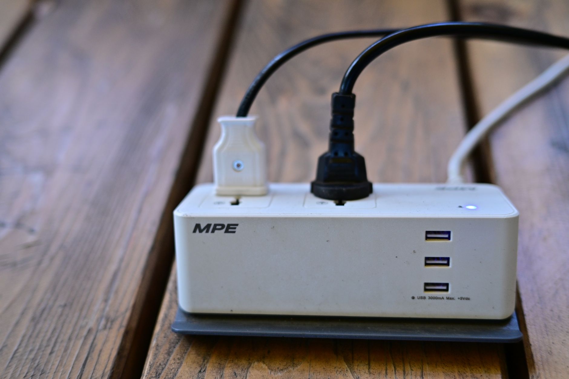 Best Wireless Chargers for 2026: Top Picks for Effortless Charging 3 Various gadgets like a phone, smartwatch, and earbuds charging on wireless pads
