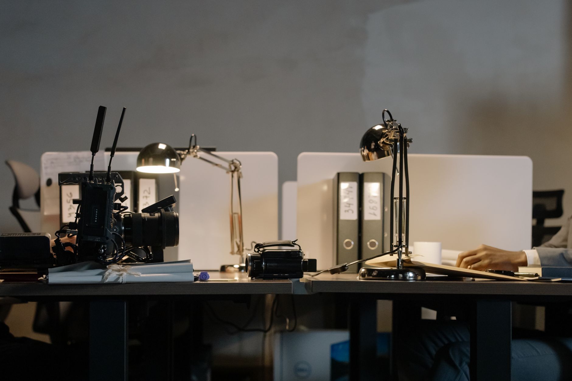 Why Your Webcam Quality Looks Grainy or Dark: Fixes That Work 2 Desk lamp lighting setup to fix webcam quality grainy dark issues